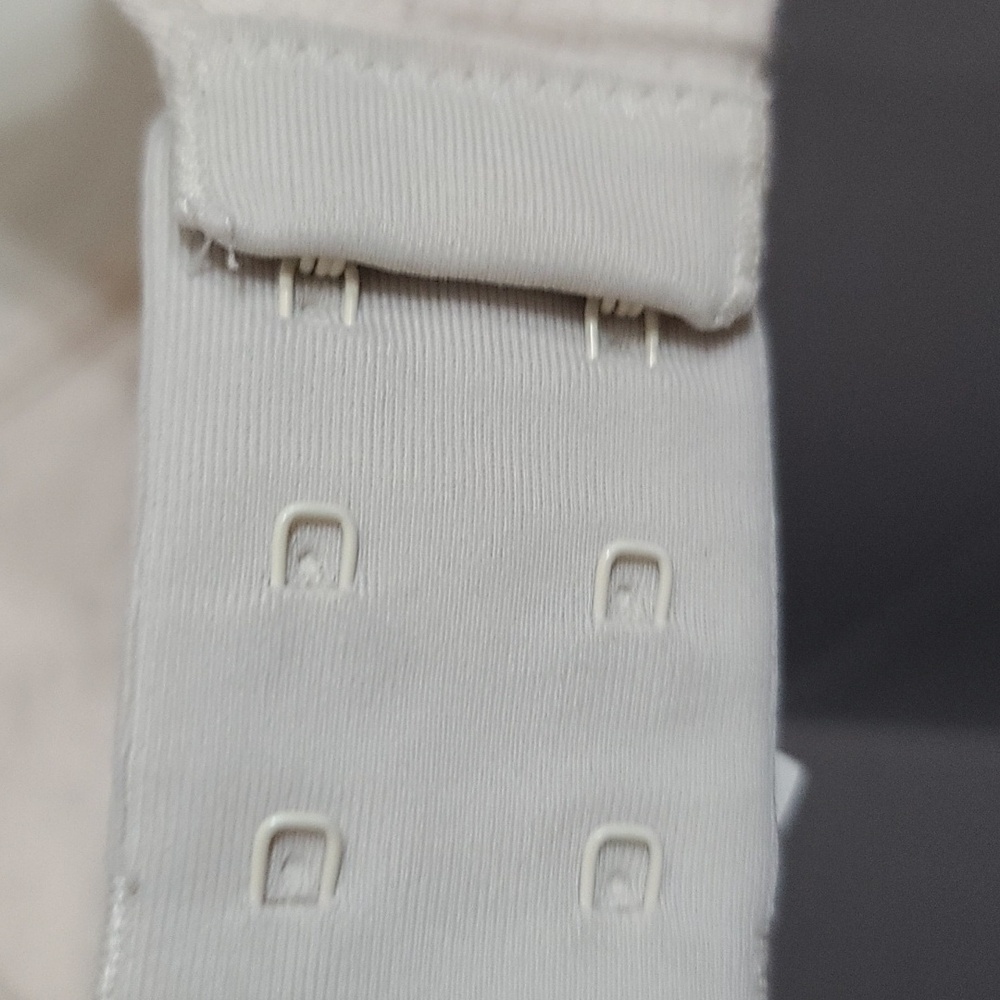 Aerie Womens Bra Cream/Gray Heathered Adjustable Straps Light Padding Sz 36D GUC - Picture 4 of 8